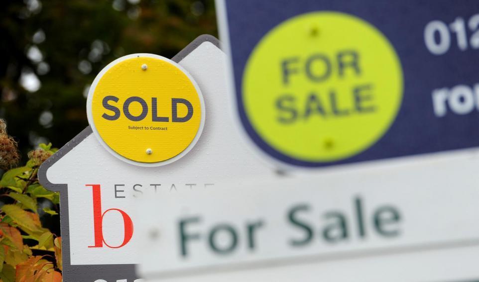 Dorset house prices drop, new figures reveal