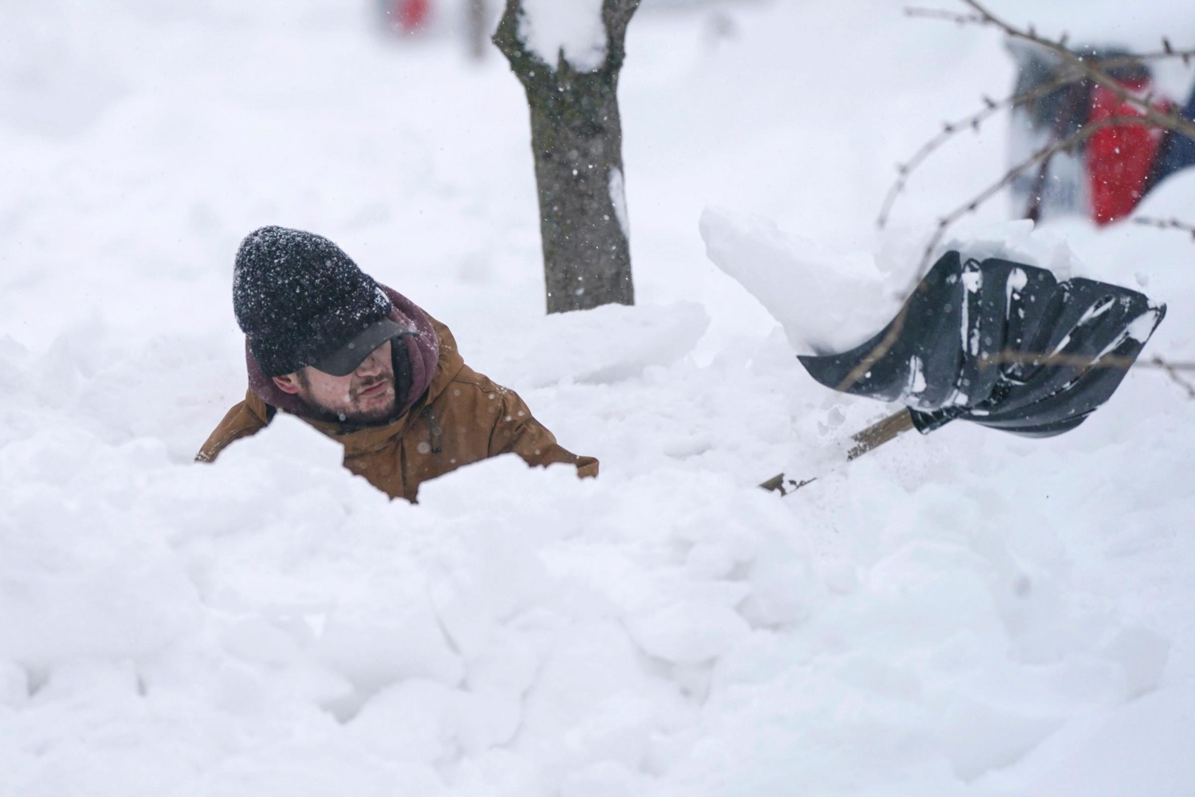 More snow in store for Buffalo after blizzard 'for the ages' | Bridport and Lyme Regis News - Vimarsana News
