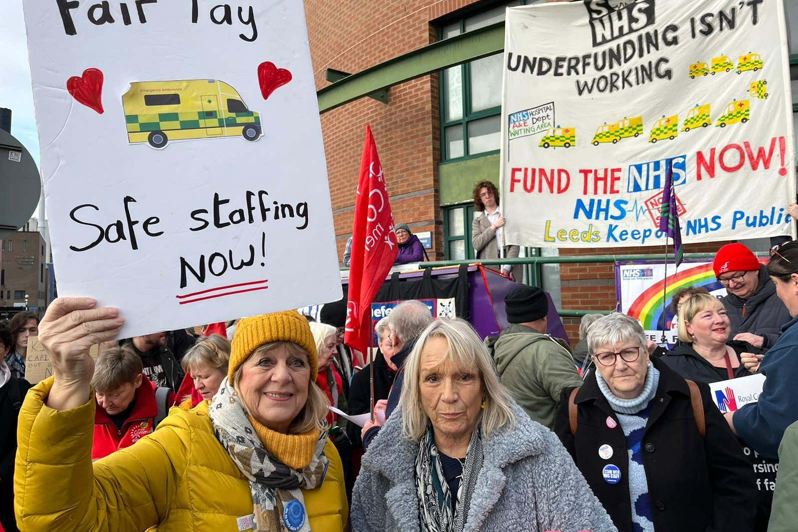 Protesters rally in 'emergency response' to NHS 'crisis' | Bridport and Lyme Regis News - Vimarsana News