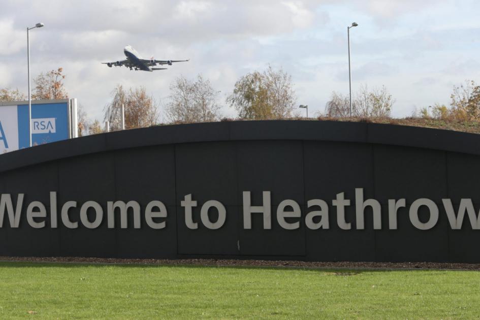 Heathrow security guards stage fresh strike over pay