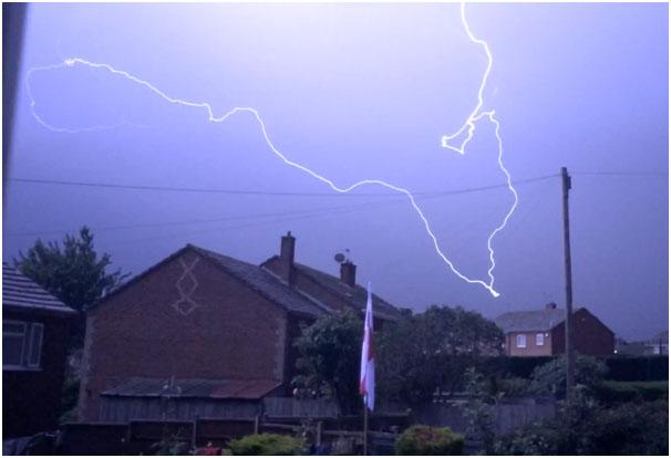 Lightning put on a spectacular show across Dorset on July 17 and 18, 2014. Lightning over Blandford Form. Picture by Rob Sturmey. 